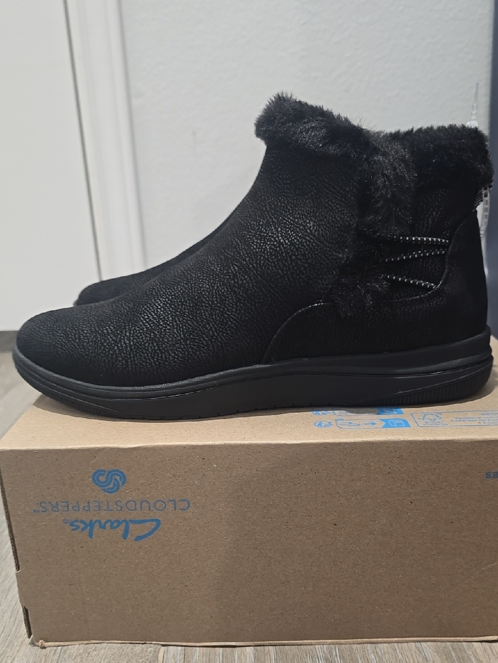 Clarks Black Faux-Fur Trim Slip-On Ankle Booties